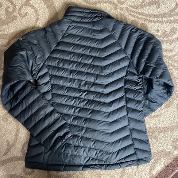 Columbia puffer jacket black medium - Picture 3 of 3